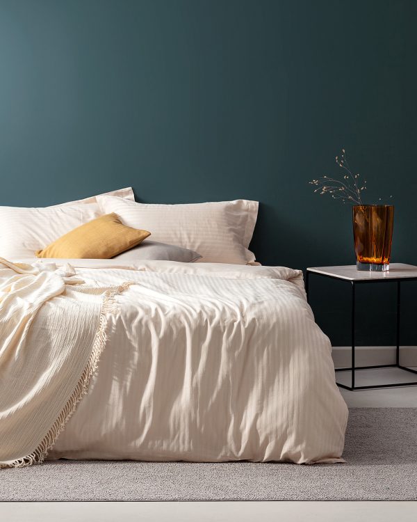 ELICIA луксозен спален комплект от памучен сатен, злато - Madame Coco